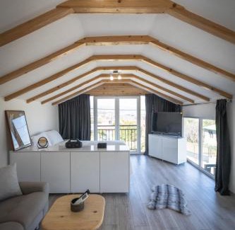 Mrzenci Apartment | Studio Luca Christo
