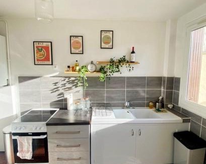 Asnieres-sur-Seine Apartment | Studio lumineux proche de Paris