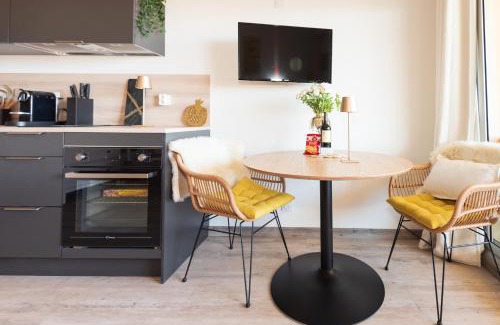 Toulon - Hyeres Apartment | Studio Marina, de Parel aan de Côte d'Azur