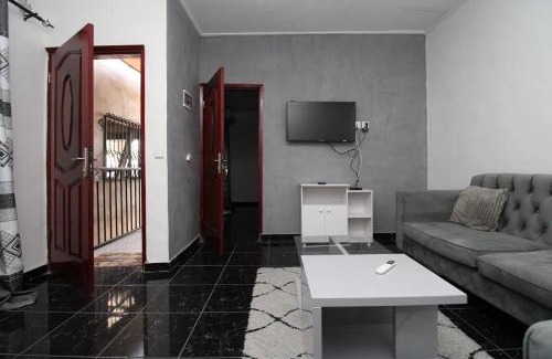 Bonapriso Apartment | Studio meublé à Douala, Bonapriso - rue des impôts