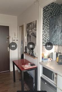 Saint-Maurice Apartment | Studio meublé vue tour Eiffel et tout Paris