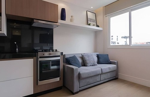 Reboucas Apartment | Studio near Curitiba shopping center Wifi, cable TV and air