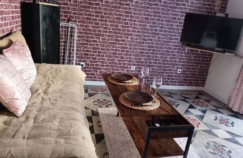 Maillane Apartment | Studio Neuf à Maillane