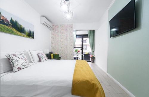 Saturn Apartment | Studio Oscar