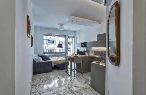 Carignano Apartment | Studio Piccolo a Carignano by Wonderful Italy