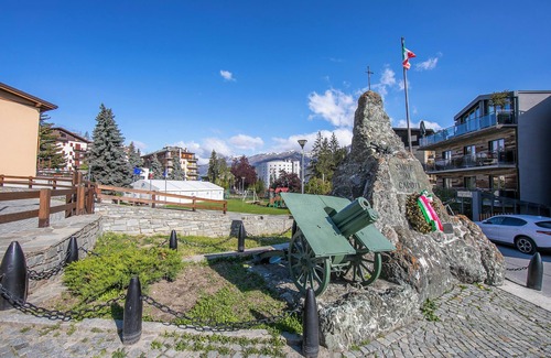 Sauze d'Oulx Apartment | Studio Placide Mountain View