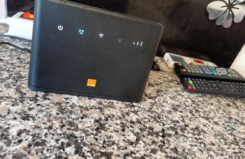 Eastern Khezama Apartment | Studio Sleeps 2 with Balcony & Free Parking