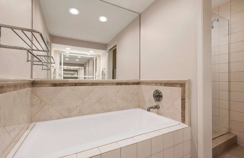 Rancho Bernardo Hotel | Studio Suite Firepit, Golf or Spa View at Rancho Bernardo Inn, Outdoor Pool