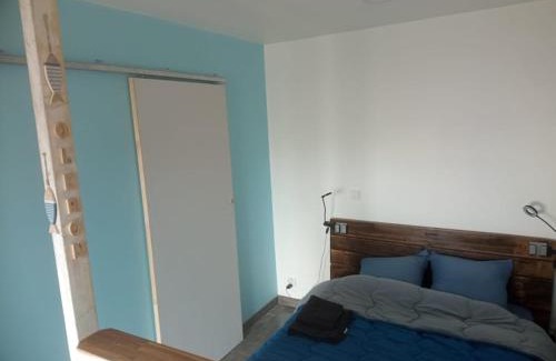 Salles-en-Toulon Apartment | Studio thème Oléron à Valdivienne