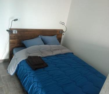 Salles-en-Toulon Apartment | Studio thème Oléron à Valdivienne