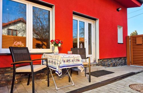 Jizerni Vtelno Apartment | Studio Virgo