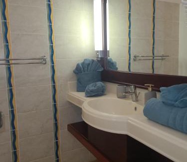 Gros Raisins Apartment | Studio vue mer sainte Luce