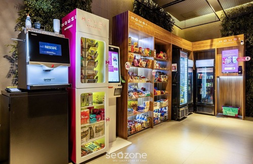 Vila Clementino Apartment | Studio w/Balcony and 290m From the Subway Oln1702