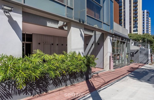 Vila Clementino Apartment | Studio w/Balcony and 290m From the Subway Oln1702