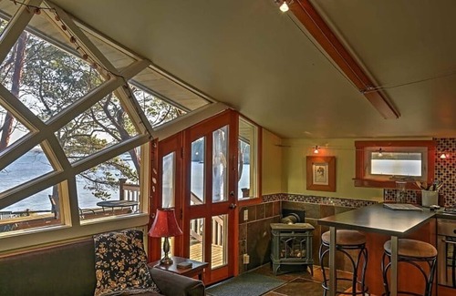 Friday Harbor Apartment | Studio with a View!