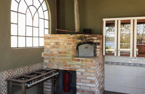 Vila Louro Apartment | STUDIO WITH SAIBRO TENNIS BOARD, BEAUTIFUL POOL, FIELD, AND EMBARKED FISHING