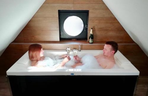 Bethune Apartment | Studios Design by Les Béthunoises