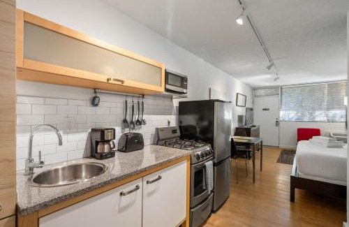 Brookwood House | Studios On 25th by BCA Furnished Apartments Studio 16 D