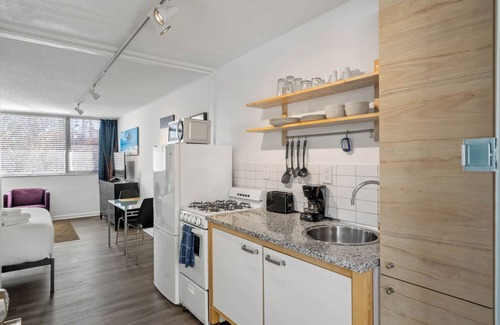 Brookwood Apartment | Studios On 25th by BCA Furnished Apts