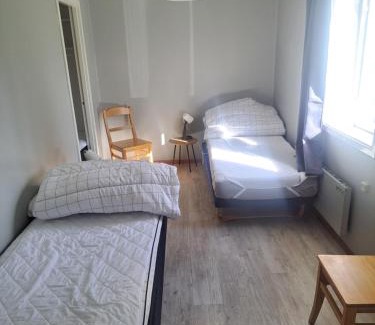 Gallivare Apartment | Stuga, lantligt lugnt läge med gott om parkering