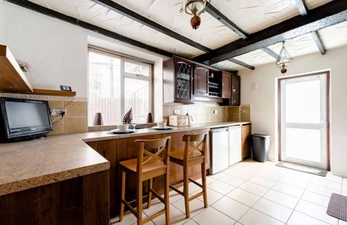 Dartford Apartment | Stunning 2-bed Apartment in Dartford