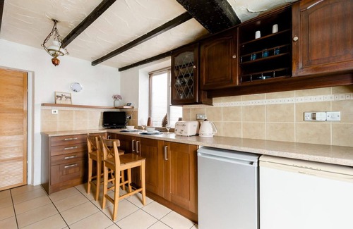 Dartford Apartment | Stunning 2-bed Apartment in Dartford