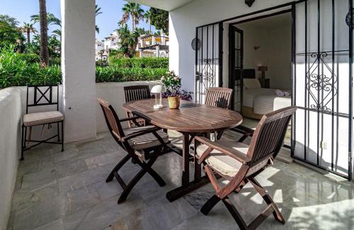 Nueva Andalucia Apartment | Stunning 2 bedroom Residence in Aldea Blanca