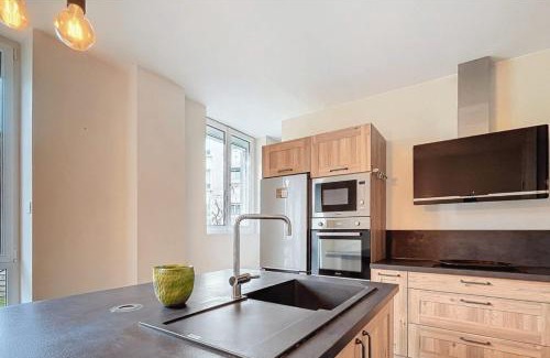 Saint-Jean House | Stunning 230m with garden in the city center