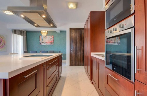 Ta' Xbiex Apartment | Stunning 2BR home with spacious living in Ta'Xbiex