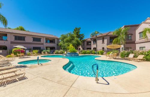 North Scottsdale Apartment | Stunning 3 bedroom in the heart of Scottsdale