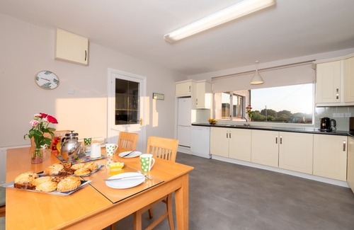 Ballinful Other | STUNNING 4 bed, 2 bath big, bright farmhouse. Spectacular Sea/Mountain views.