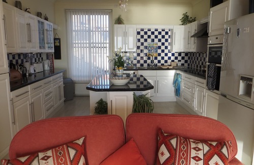 Rhosneigr House | Stunning bay views and sunsets seen from all main rooms. Games room. Wetroom.