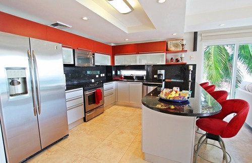 Maxwell House | Stunning Beachfront 2-Bed Condo with Pool - Ocean One 204 by BSL Rentals