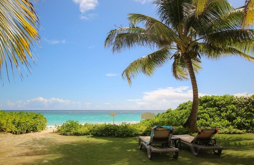 Maxwell House | Stunning Beachfront 2-Bed Condo with Pool - Ocean One 204 by BSL Rentals