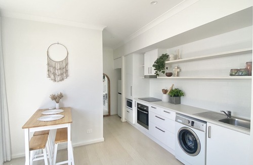 Bogangar Apartment | Stunning Cabarita Beach Studio - Close to the beach, shops and town.
