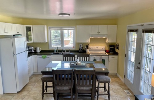 Port Albert Cottage | Stunning Cape Cod Style Cottage, Huron County