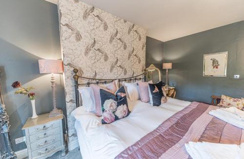 Bretherdale House | Stunning Character Property with hot tub & SAUNA