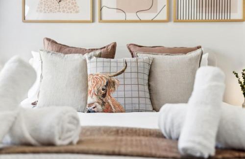 Cambridge House | Stunning Detached Property