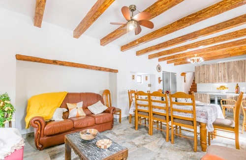 Villanueva de Algaidas House | Stunning home in Villanueva de Algaidas