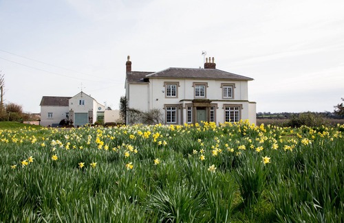 Overton-on-dee House | Stunning Georgian Grade 2 Listed property in the Welsh borders