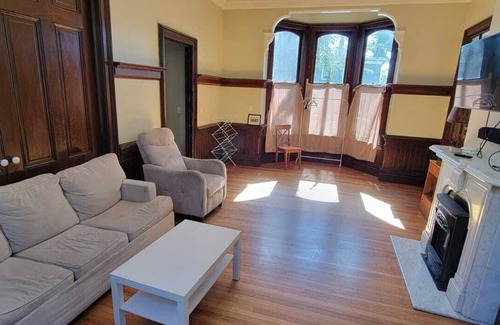 Berkeley House | Stunning Historic House - Near Campus!