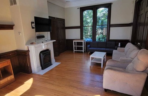 Berkeley House | Stunning Historic House - Near Campus!