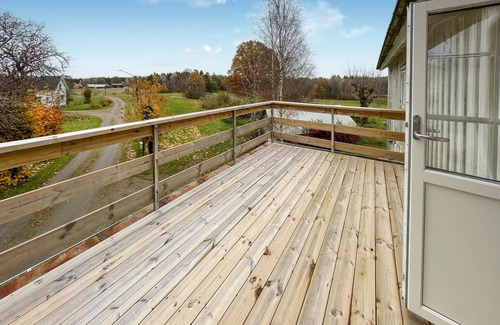Alekulla House | Stunning home in älekulla with WiFi