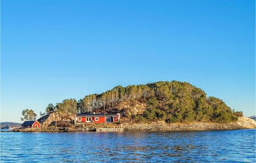 Fjell House | Stunning Home In Ågotnes With Kitchen