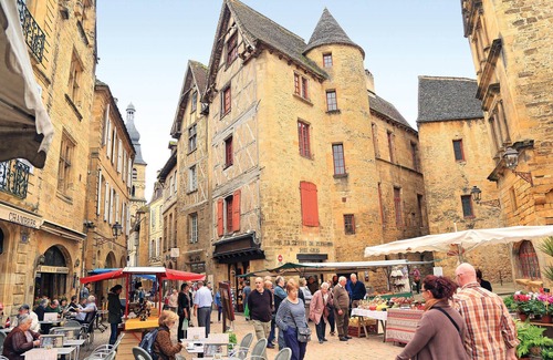 Coly House | Stunning home in Coly with WiFi