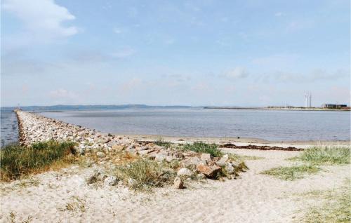 Øer Strand House | Stunning Home In Ebeltoft With Kitchen