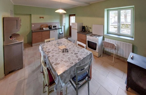 Egry House | Stunning home in EGRY with WiFi