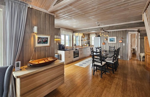 Fla Municipality House | Stunning home in Flå with WiFi