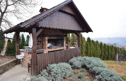 Breznik Plesivicki House | Stunning home in Jastrebarsko