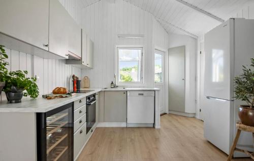 Saksild Strand House | Stunning Home In Odder With Sauna